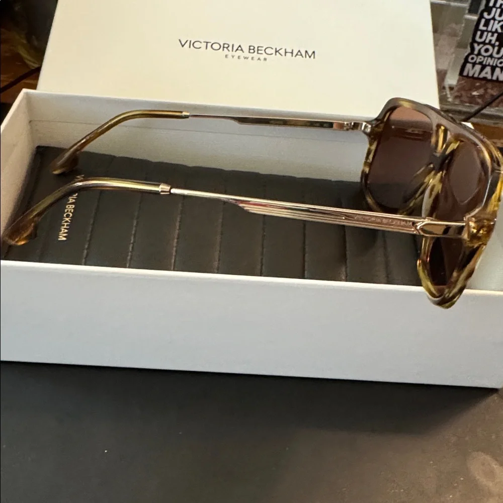 Victoria Beckham Navigator sunglasses - Picture 7 of 7